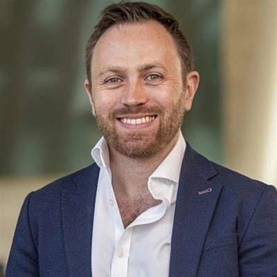 How a digital agency founder simplified the way he manages and grows his business savings